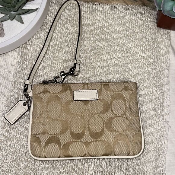 Coach C Signature Logo Light Brown Ivory Canvas Leather Combo Wristlet Wallet - Picture 1 of 10